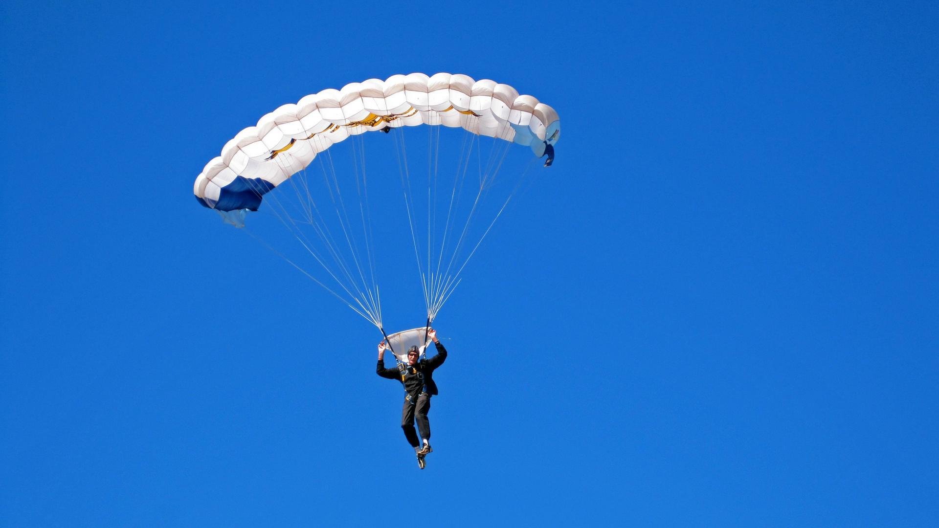 骑士训练结束后安排反思环节总结日常得失,骑士训练场